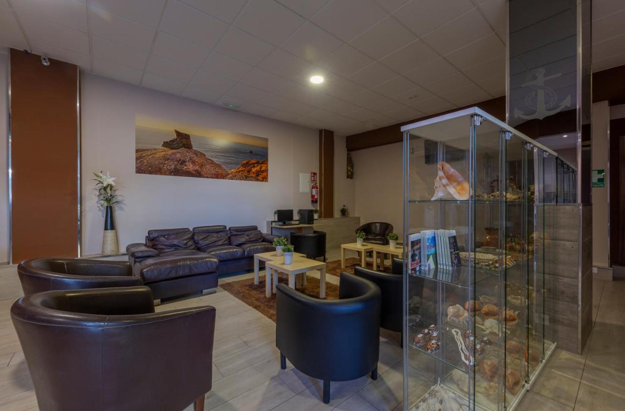 פיניסטרה Hotel Ancora Urban Center מראה חיצוני תמונה