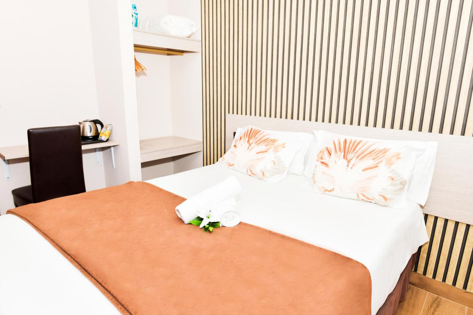 פיניסטרה Hotel Ancora Urban Center מראה חיצוני תמונה