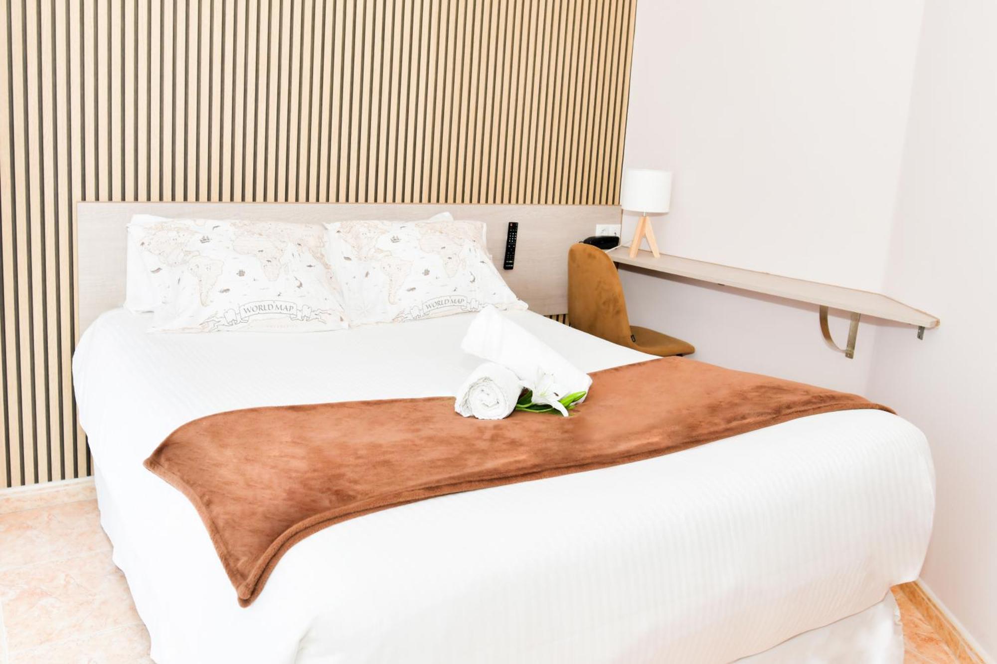 פיניסטרה Hotel Ancora Urban Center מראה חיצוני תמונה