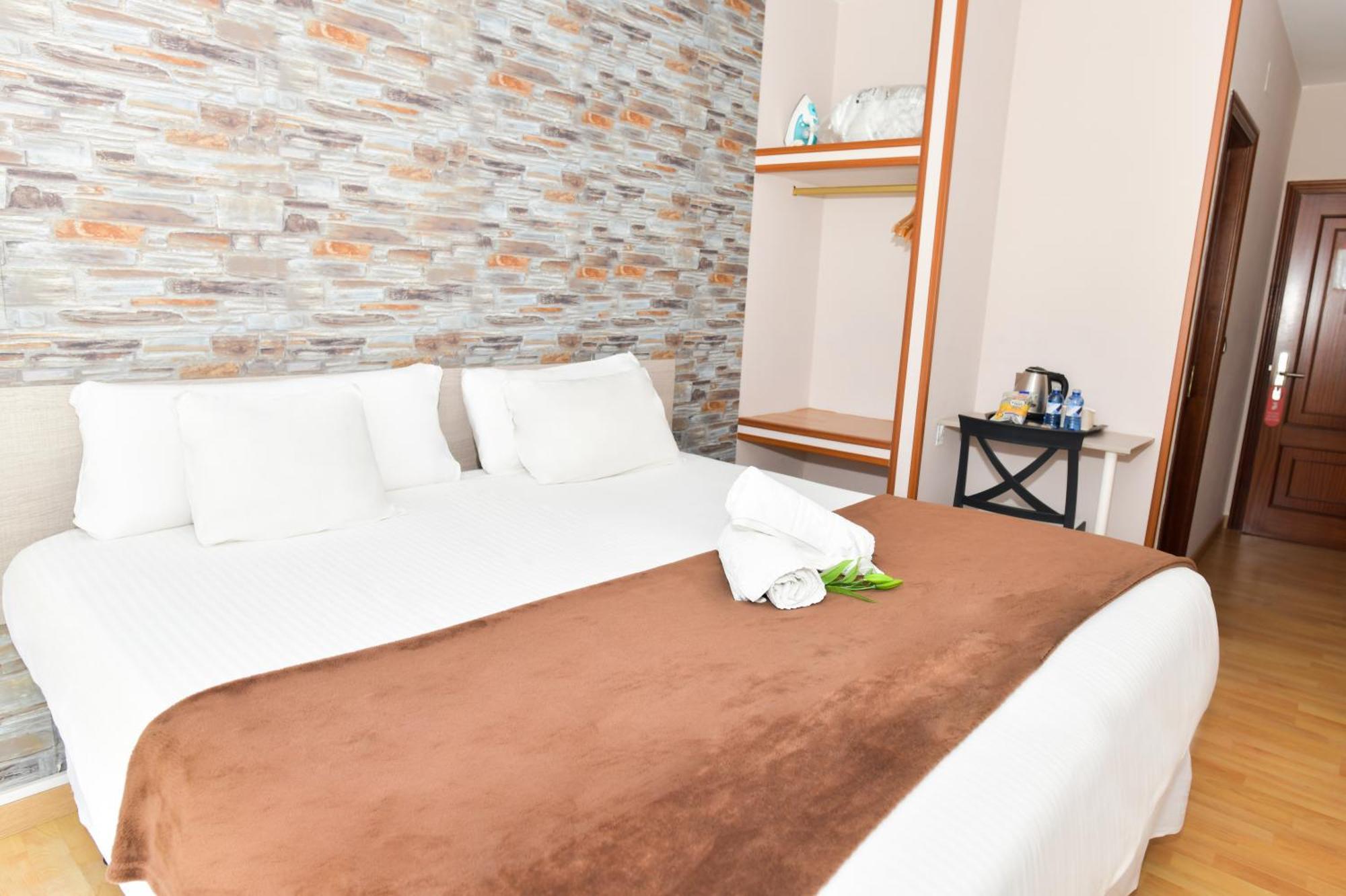פיניסטרה Hotel Ancora Urban Center מראה חיצוני תמונה