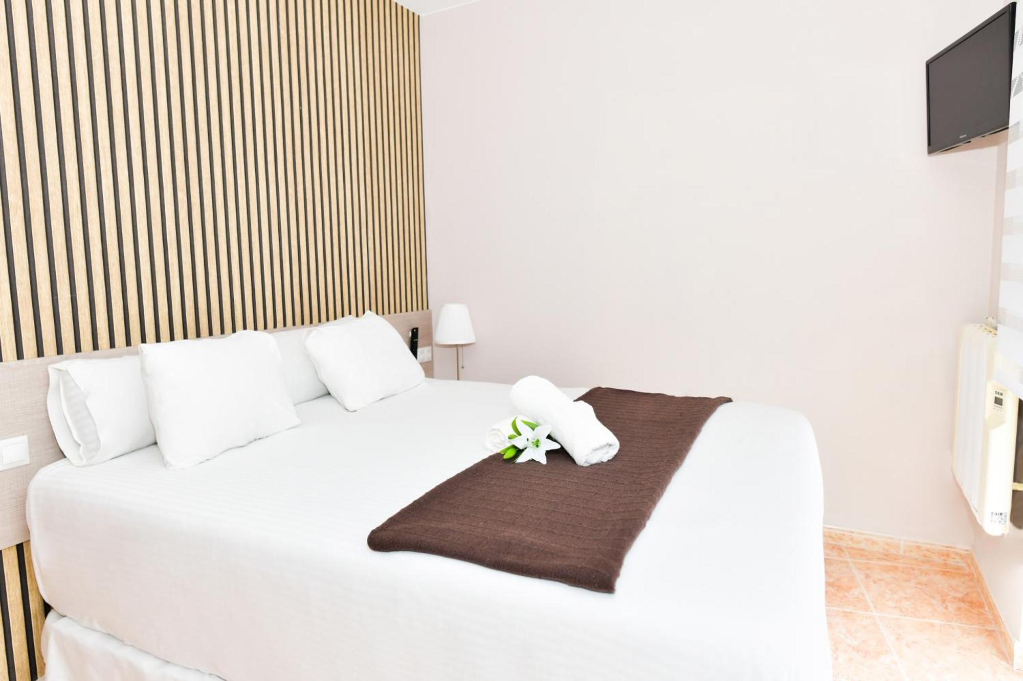 פיניסטרה Hotel Ancora Urban Center מראה חיצוני תמונה