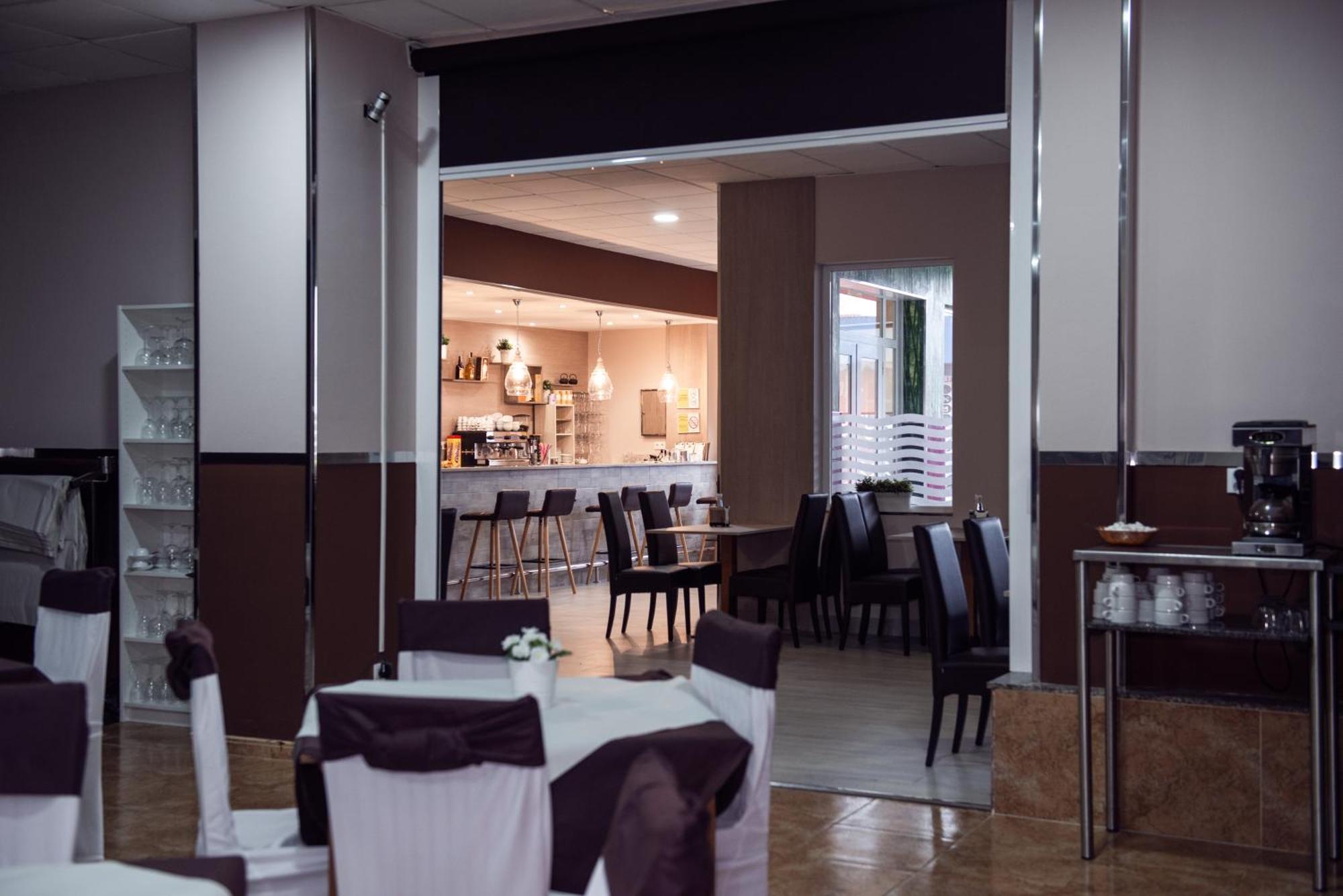 פיניסטרה Hotel Ancora Urban Center מראה חיצוני תמונה